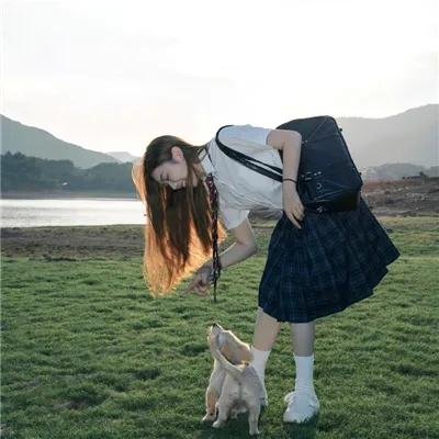 黑色姐妹花